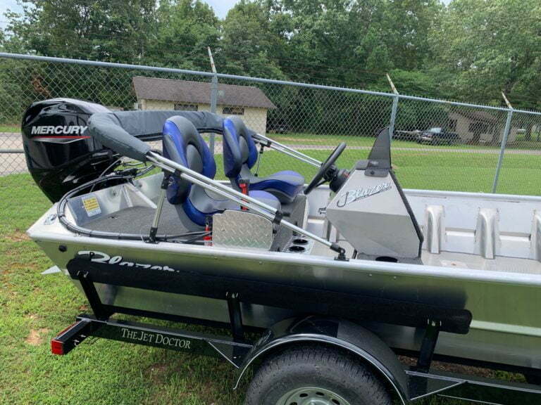 Travis Adams' 1652 Blazer w/ 40hp Mercury Jet Motor