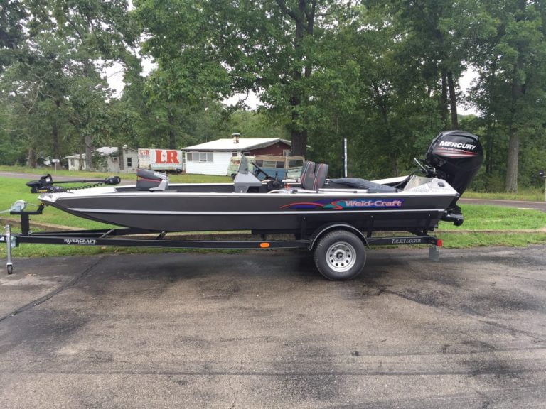 Nick Polanowski's 1856 V Bass Weldcraft Boat with a 115/80hp Mercury Jet Motor
