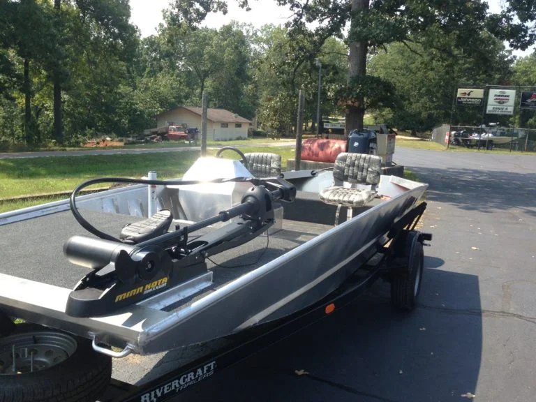 Ryan & Bridgitte Goehmann's 1756 Blazer SS, 40hp Mercury Jet Motor